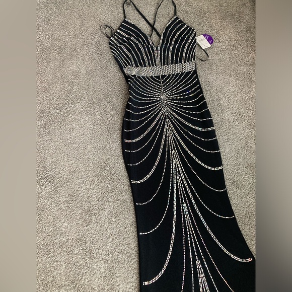 Cute Formal/Dinner Rhinestone Dress - Picture 2 of 11